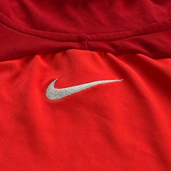 Nike Dri-FIT Crimson Red Pullover Hoodie EUC - Picture 2 of 14